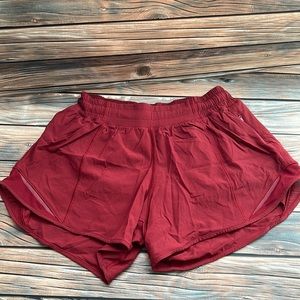 LuluLemon Hotty Hot Shorts 4’ Tall